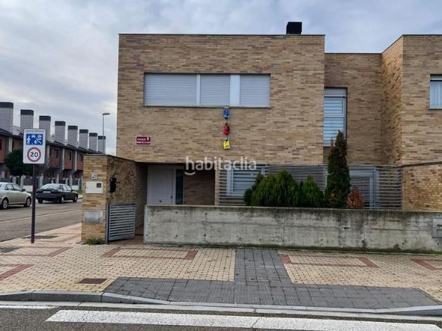 Chalet en venta en Palencia, Avenida de Madrid. Chalet en palencia. Chalets.