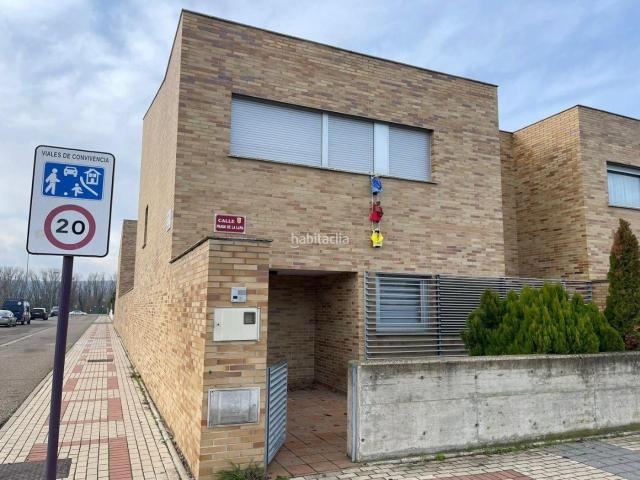Chalet en venta en Palencia, Avenida de Madrid. Chalet en palencia. Chalets.