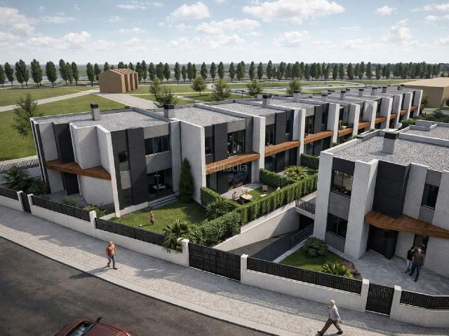 Chalet en venta en Palencia, Santiago San Telmo. CHALET PALENCIA AV. SANTANDER. Chalets.