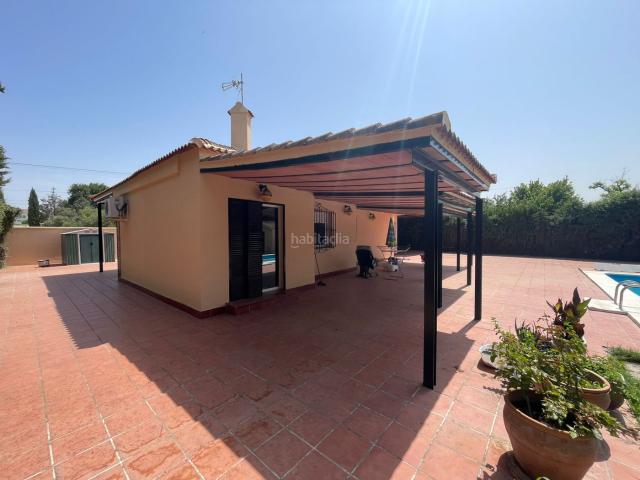 Chalet en venta en Palomares del Río. MAGNIFICO CHALET EN LA URBANIZACION LA ESTRELLA. Chalets Palomares del.