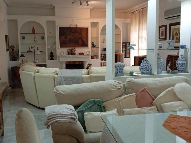 Chalet en venta en Palomares del Río Sevilla