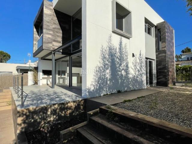 Chalet en venta en Pallejà. CHALET EN FONTPINEDA. Chalets.
