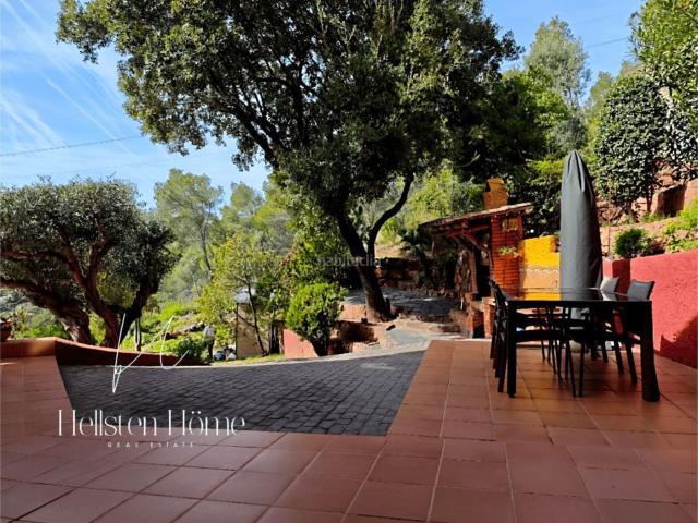 Chalet en venta en Pallejà. Chalets.
