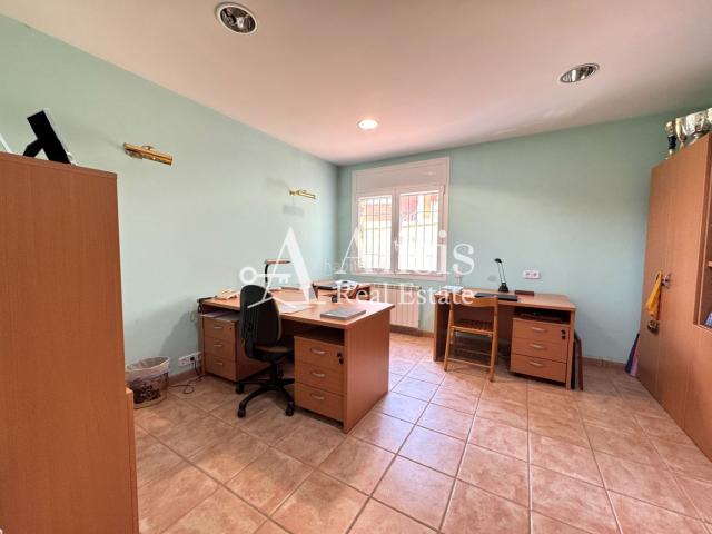 Chalet en venta en Palma de Cervelló La. Preciosa casa en una de las mejores zonas de La Palma de Cervelló. Chalets Palma de Cervelló.