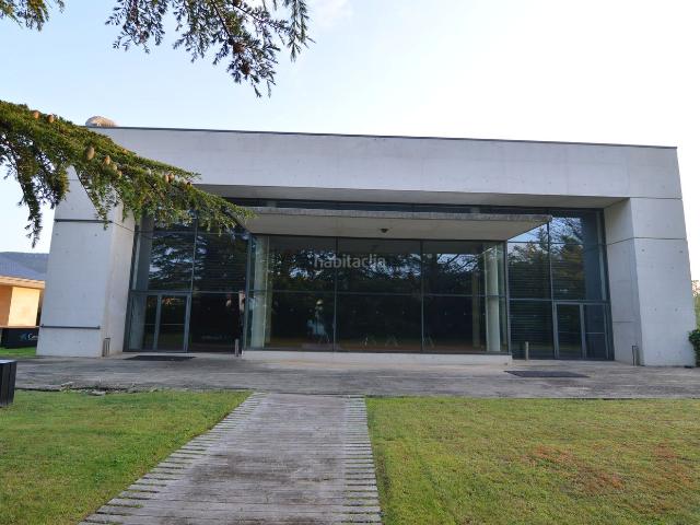 Chalet en venta en Pamplona Iruña, Casco Antiguo. Solvia Inmobiliaria Chalet independiente PamplonaIruña. Chalets Pamplona.