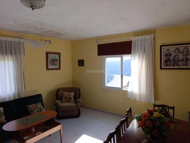 Chalet en venta en Pantón. CASA CHALET PANTÓN. Chalets.