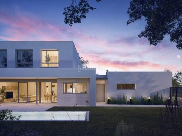 Casa pareada en venta en Paracuellos de Jarama, Miramadrid. Chalets pareados en Miramadrid OBRA NUEVA. Casas pareadas Paracuellos de.