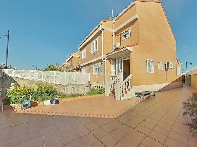 Chalet en venta en Parla, Fuentebella San Fermín El Leguario. Chalet en el Leguario. Chalets.