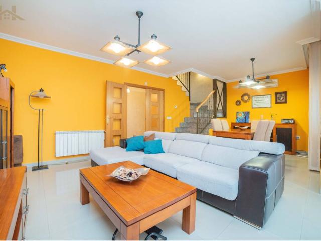 Chalet en venta en Parque Manuel de Vega Carretera de Ugena