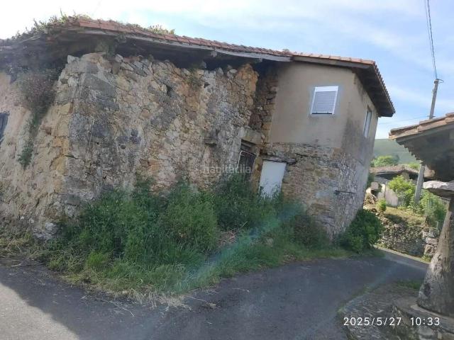 Chalet en venta en Parres. Chalets.