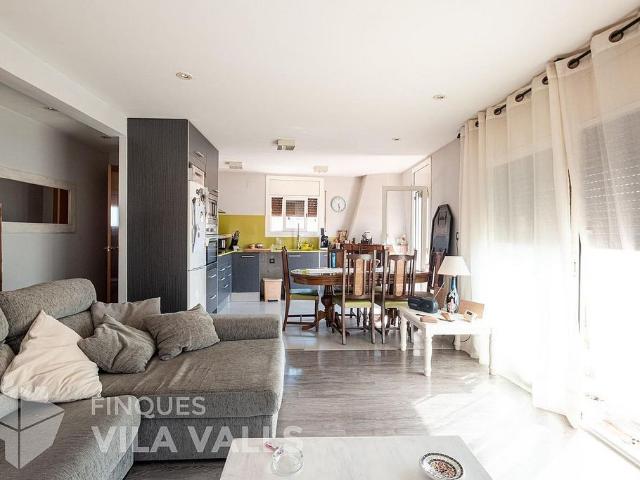 Chalet en venta en paseo Del Remei, Caldes de Montbui, de 302 m² 6 habitaciones por 475.000