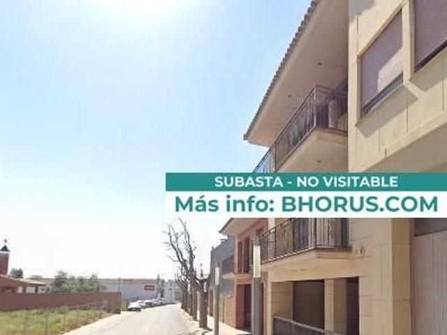 Chalet en venta en paseo Del Riu, Alcarràs, de 715 m² 5 habitaciones por 347.500