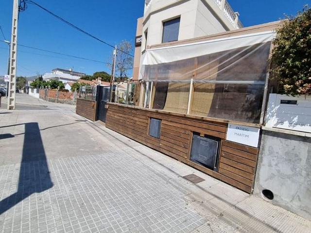 Chalet en venta en paseo Marítimo, Castelldefels, de 100 m² 2 habitaciones por 750.000