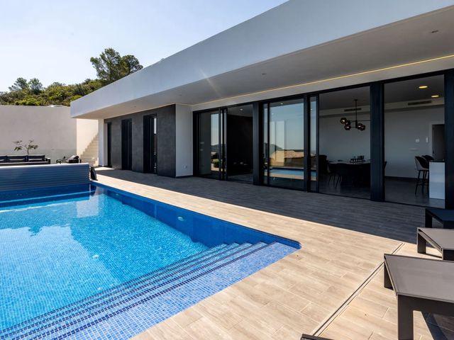 Chalet en venta en Pedreguer, Alicante Costa Blanca