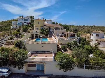 Chalet en venta en Pedreguer, Alicante Costa Blanca