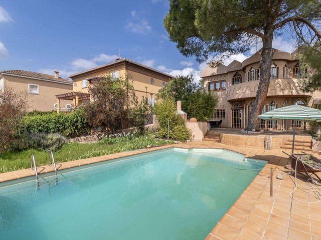 Chalet en venta en Peligros, Granada