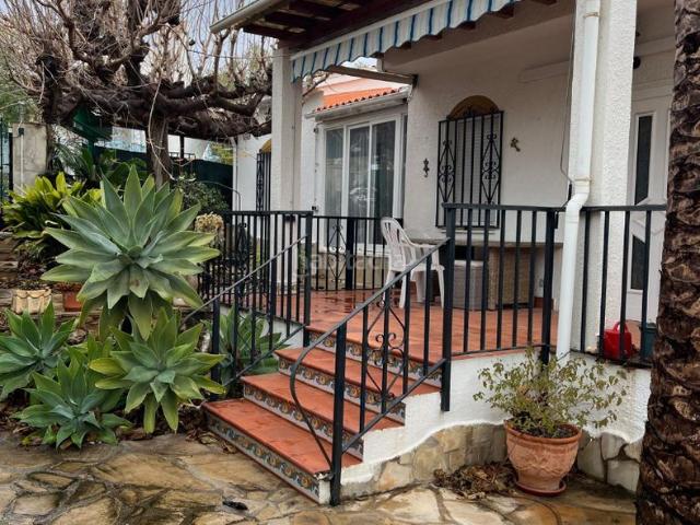 Chalet en venta en Peñíscola, Costa Sur. Chalet independiente. Chalets.