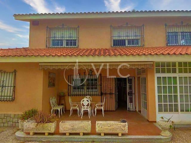 Chalet en venta en Picassent, Valencia