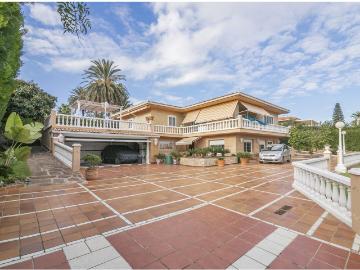 Chalet en venta en Picassent