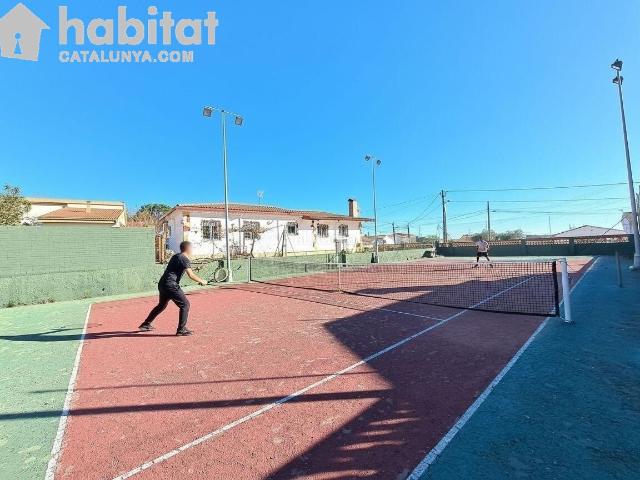 Chalet en venta en Piera. ESPECTACULAR CASA EN PLANTA CON PISCINA, TENIS Y PISTA FRONTÓN CAN MARTÍ PIERA. Chalets.