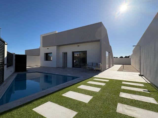 Chalet en venta en Pinar de Campoverde, Alicante Costa Blanca