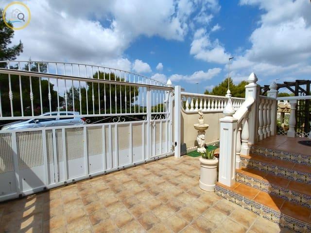 Chalet en venta en Pinar de Campoverde, Alicante Costa Blanca