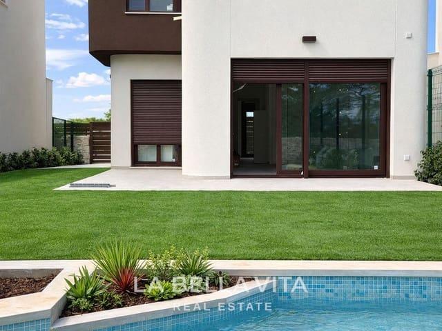Chalet en venta en Pinar de Campoverde, Alicante Costa Blanca
