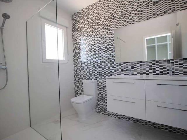 Chalet en venta en Pinoso, Alicante