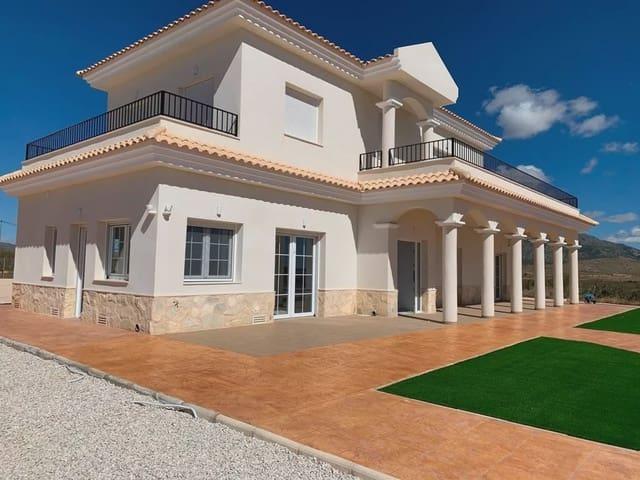 Chalet en venta en Pinoso, Alicante