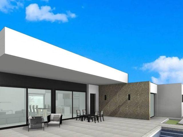 Chalet en venta en Pinoso, Alicante
