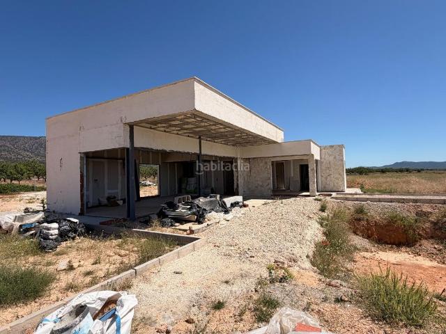 Chalet en venta en Pinoso. Chalet en fase de construcción, en Pinoso. Chalets.