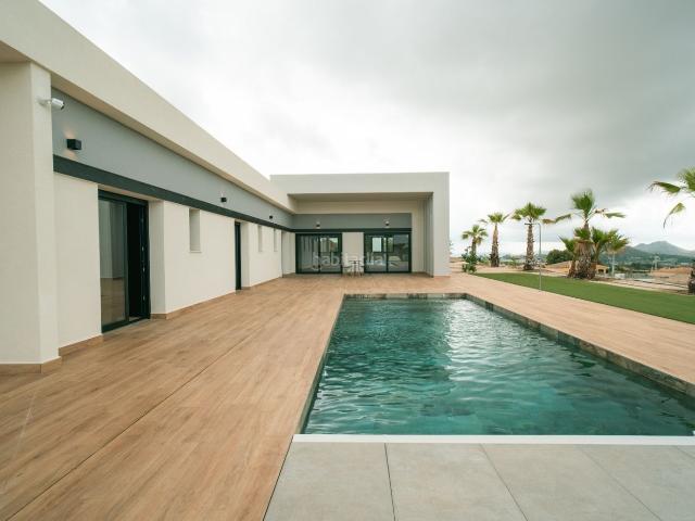 Chalet en venta en Pinoso. Detached House in El Pinós Your Ideal Retreat. Chalets.