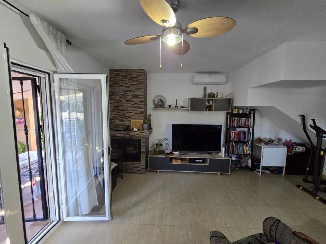 Chalet en venta en Pioz