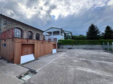 Chalet en venta en Planes d´Hostoles Les. Propietat a les Planes d'Hostoles. Chalets Planes d´Hostoles.