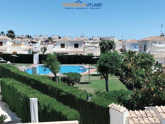 Chalet en venta en Playa Flamenca, Alicante Costa Blanca