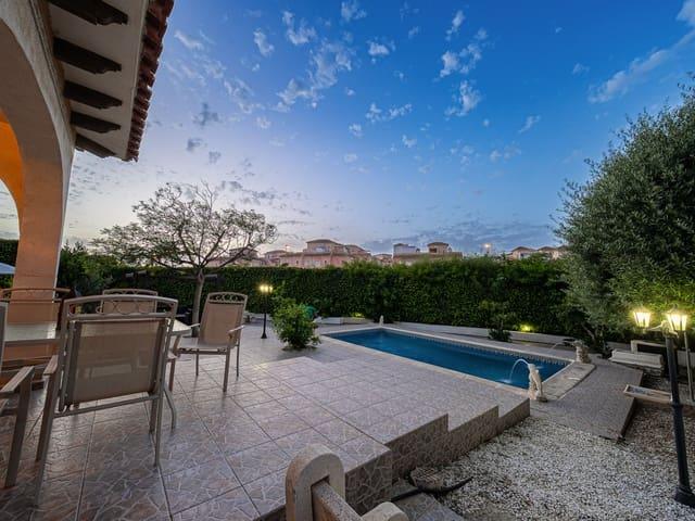 Chalet en venta en Playa Flamenca, Alicante Costa Blanca