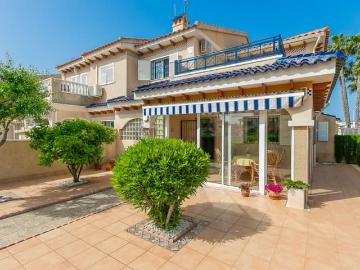 Chalet en venta en Playa Flamenca, Alicante Costa Blanca