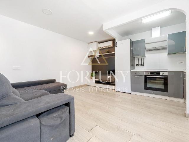 Chalet en venta en plaza De Sant Antoni, Albiol, l´, de 40 m² 1 habitación por 199.500
