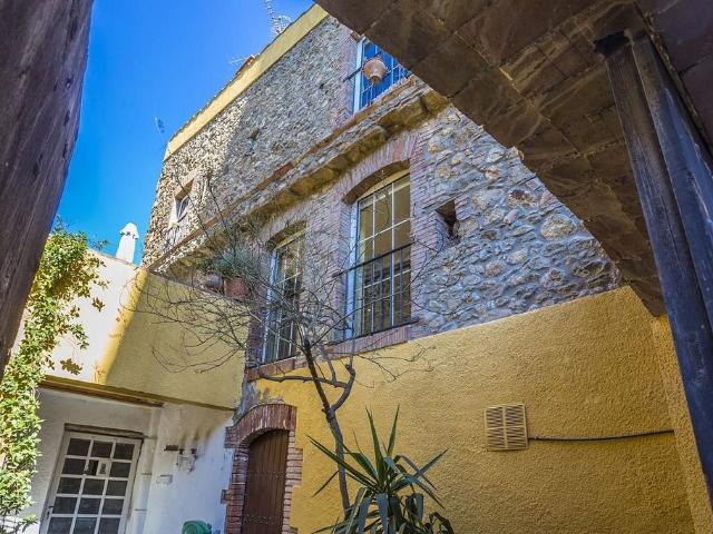 Chalet en venta en plaza Major, Vilajüiga, de 245 m² 3 habitaciones por 495.000