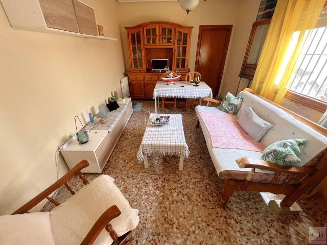 Chalet en venta en Puebla de Montalbán La. GB gestión inmobiliaria vende chalet en La Puebla de Montalbán, Toledo. Chalets Puebla de Montalbán.