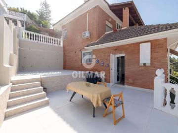 Chalet en venta en Puerto de la Torre, Málaga Costa del Sol