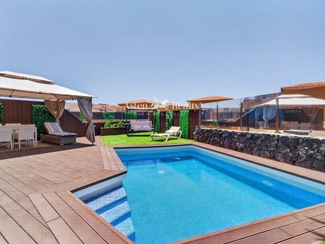 Chalet en venta en Puerto Santiago, Tenerife