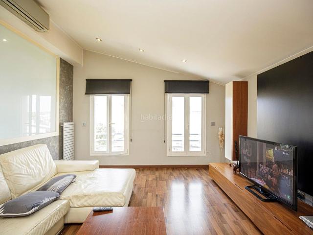 Chalet en venta en Quart. Exclusivo chalet independiente con apartamento anexo y piscina privada. Chalets.