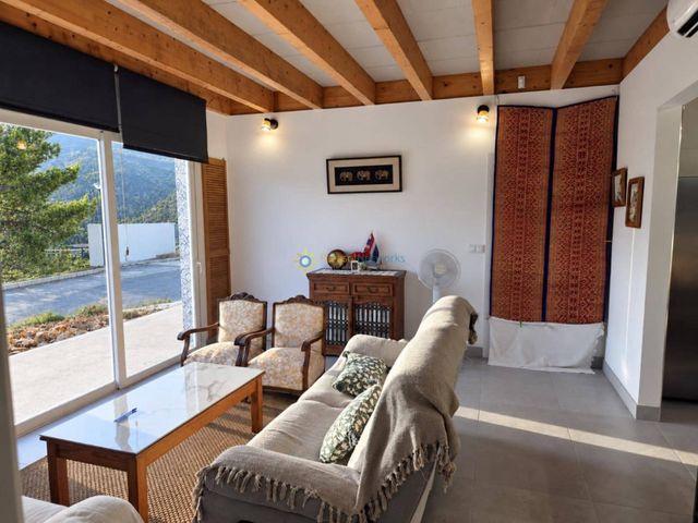 Chalet en venta en Rótova, Valencia