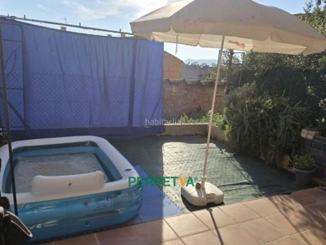 Chalet en venta en Roda de Ter. CASA ADOSADA EN VENTA EN RODA DE TER. Chalets Roda de.