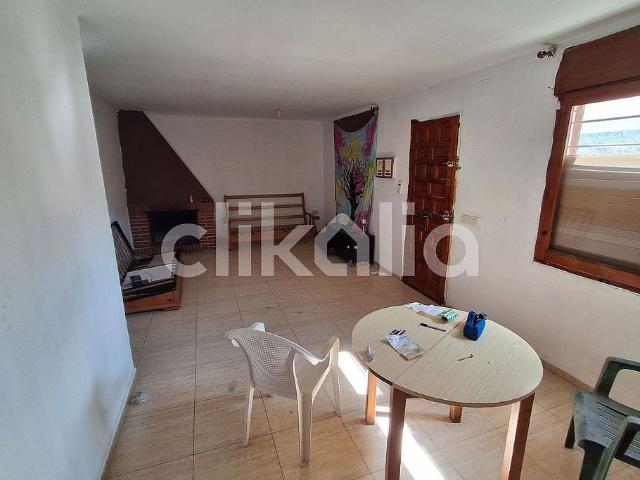 Chalet en venta en ronda Dud, Querol, de 228 m² 3 habitaciones por 130.000