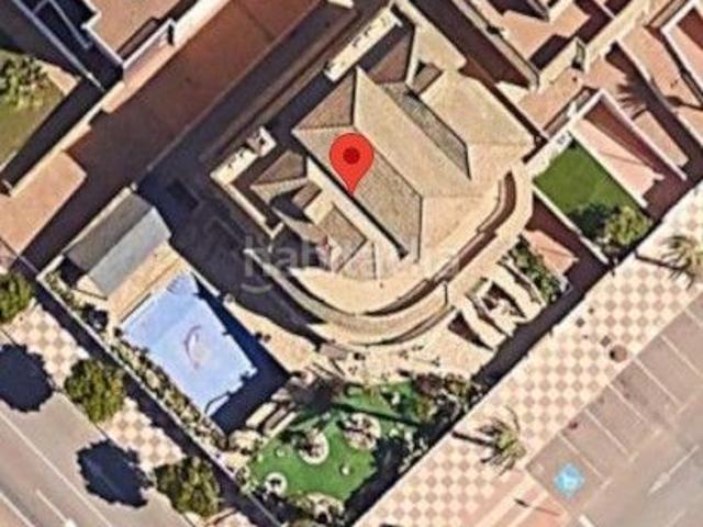Chalet en venta en Roquetas de Mar, El Sabinar Urbanizaciones Las Marinas Playa Serena. Chalety exclusivo con piscina y vistas al mar en segunda línea de playa. Chalets Roquetas de.