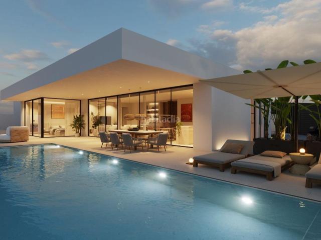 Chalet en venta en Rosario El, Radazul. Villa de lujo obra nueva en Radazul. Chalets Rosario.