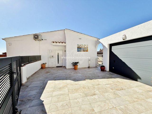 Chalet en venta en Roses, Girona Costa Brava