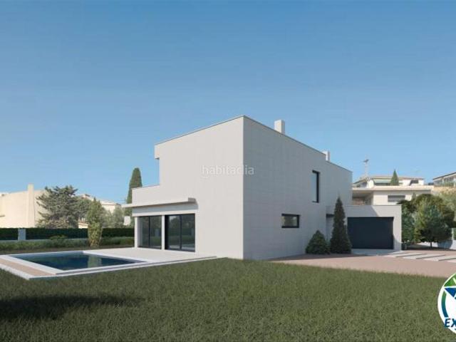 Chalet en venta en Roses, Nord Costa Brava. Moderna villa de nueva construcción con piscina en Mas Fumats, Roses. Chalets.